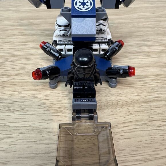 LEGO Star Wars: Imperial Dropship 20th Anniversary Edition (75262) 100% Complete - Picture 4 of 10